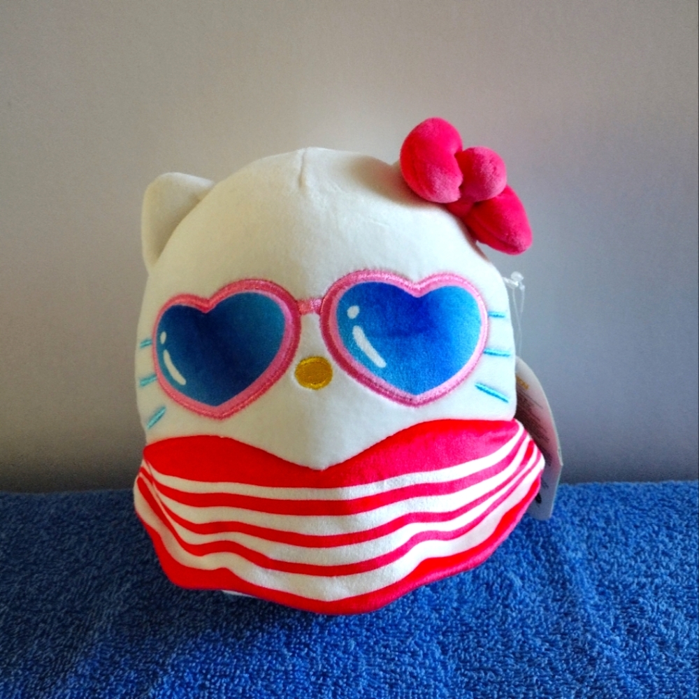 She's Got Style, She's Soft n Cuddly she's HELLO KITTY Squishmallow N…
